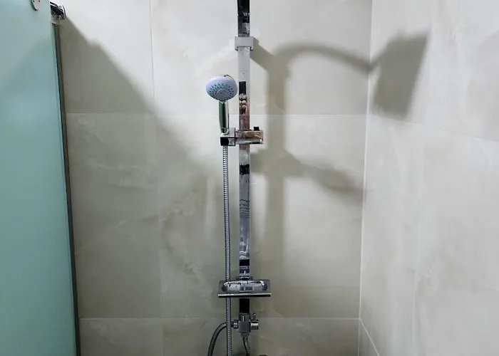 2e Myslym Shyri 地拉那