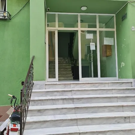 Daire 2e Myslym Shyri