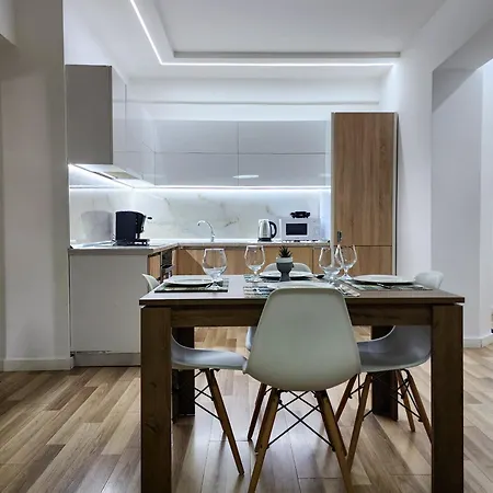 Daire 2e Myslym Shyri *