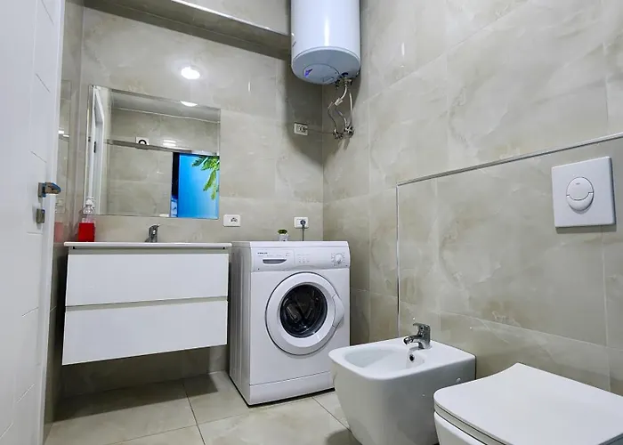 2e Myslym Shyri Apartment Tirana